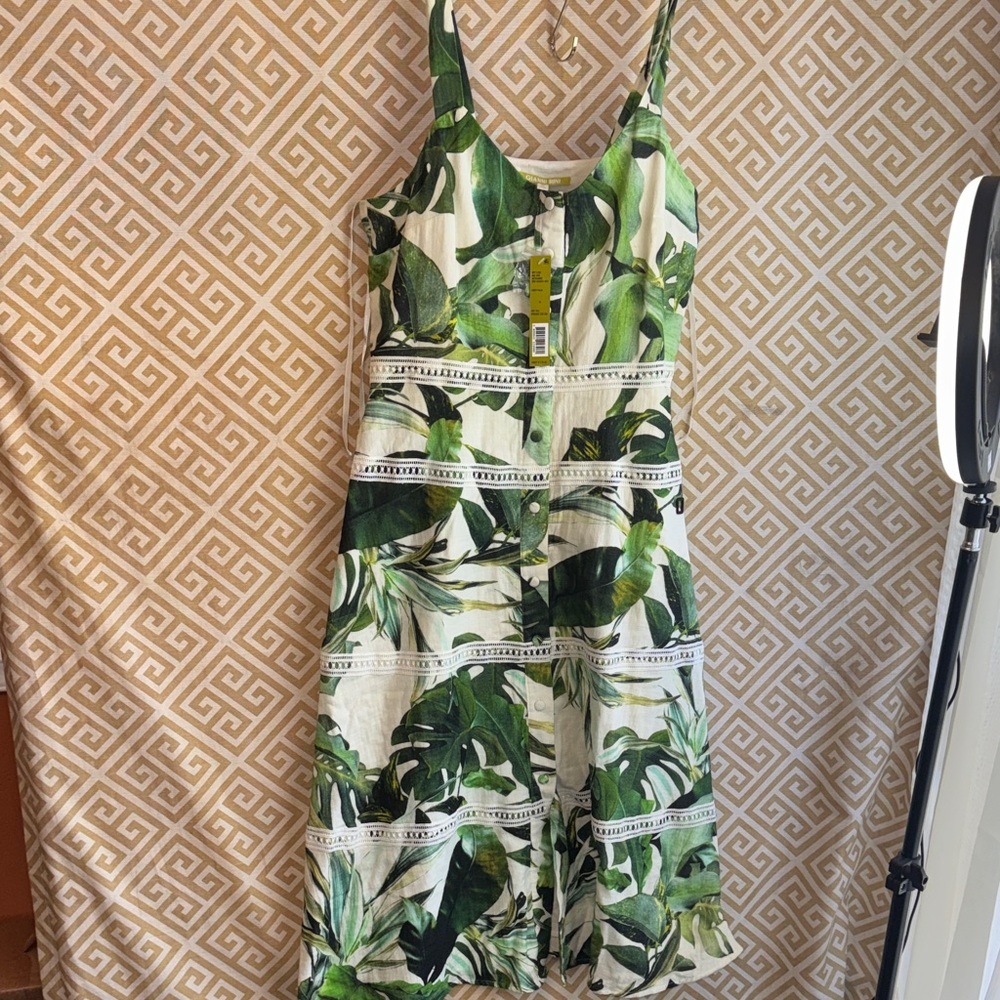 Gianni Bini Green Leaf Print Dress - Picture 5 of 12